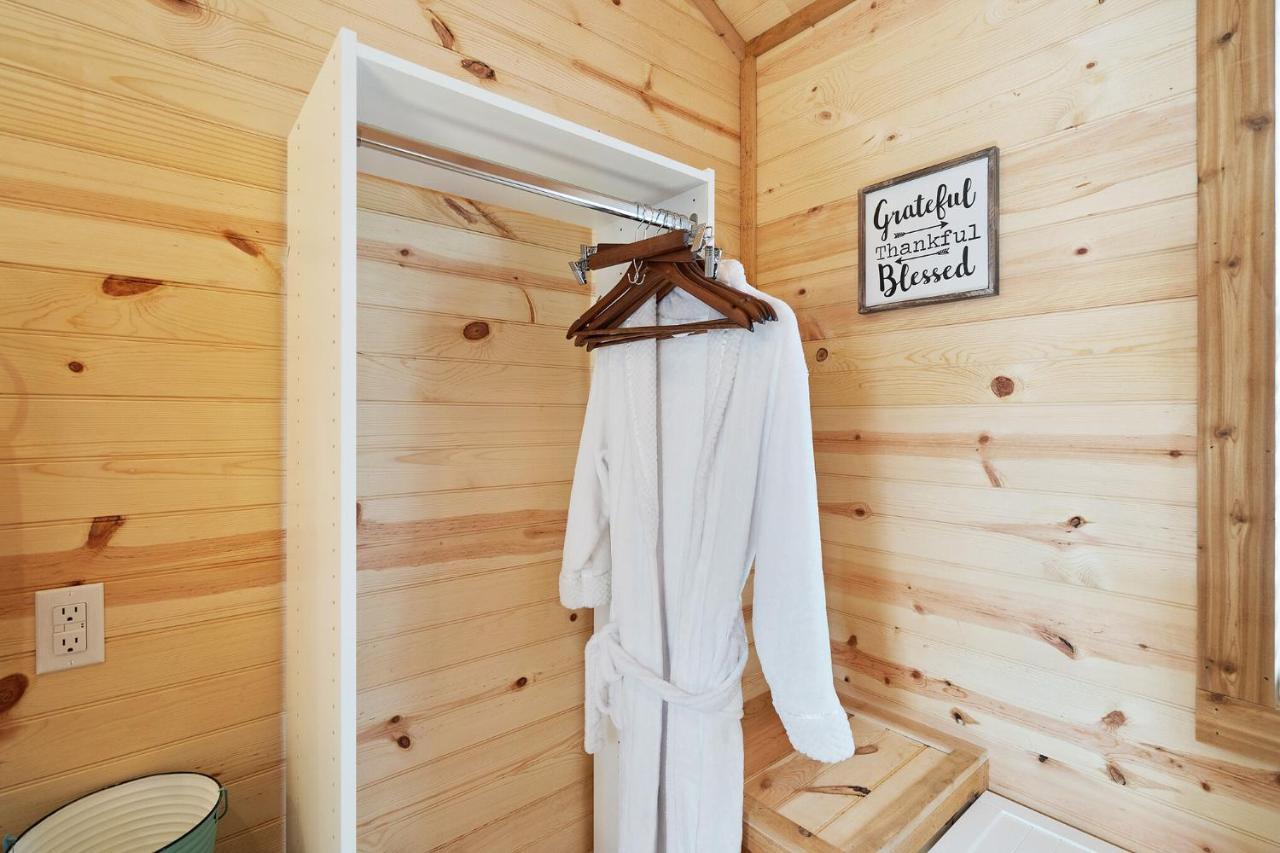 弗雷德里克斯堡 Charming Casita Right On Main St!酒店 外观 照片